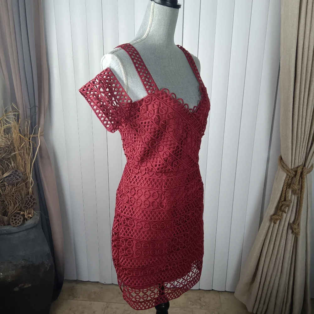 Saylor Womens Dress. - Picture 2 of 14
